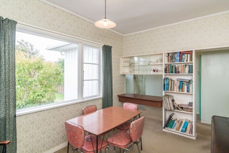 Photo of property in 19 Homebush Road, Khandallah, Wellington, 6035