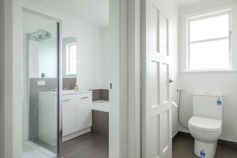 Photo of property in 24 Townley Street, Te Hapara, Gisborne, 4010