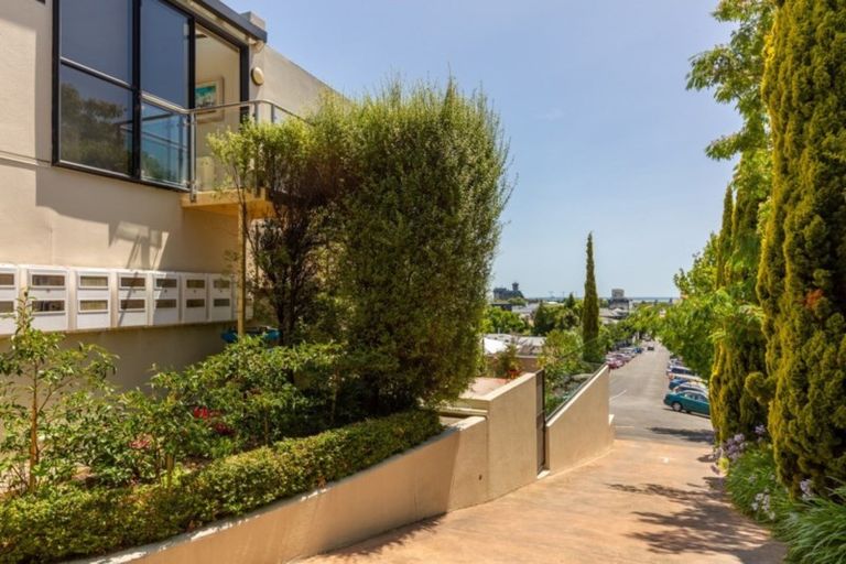 Photo of property in 6/27 Shelbourne Street, Nelson, 7010