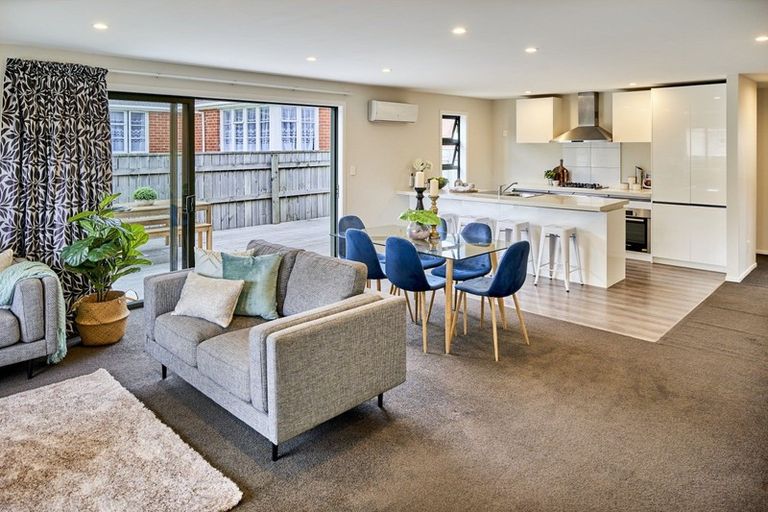 Photo of property in 12a Atiawa Crescent, Waiwhetu, Lower Hutt, 5010