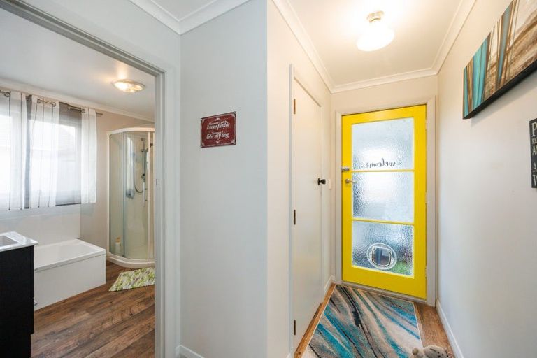 Photo of property in 26 Lincoln Street, Ashhurst, 4810