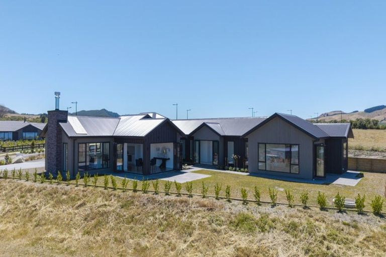 Photo of property in 47 Seven Oaks Drive, Kinloch, Taupo, 3377