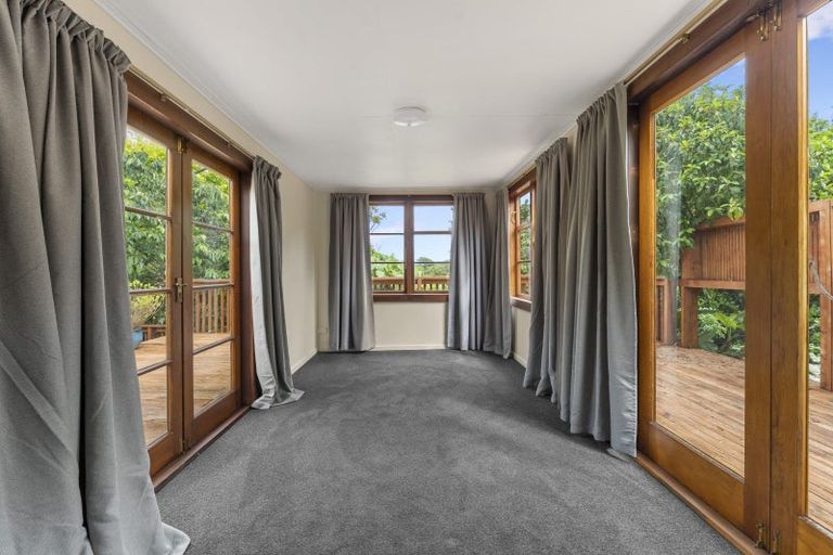 Photo of property in 18 Main Road, Waikanae, 5036