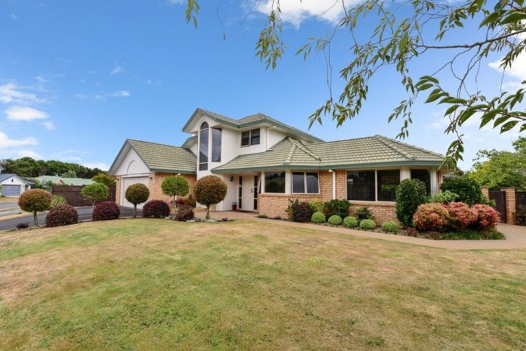 Photo of property in 2 Makepeace Place, Flagstaff, Hamilton, 3210