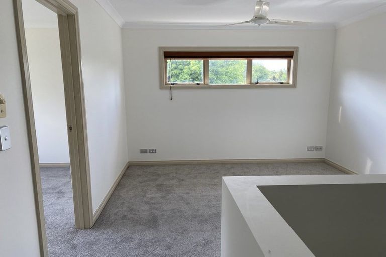Photo of property in 58 English Oak Drive, Schnapper Rock, Auckland, 0632