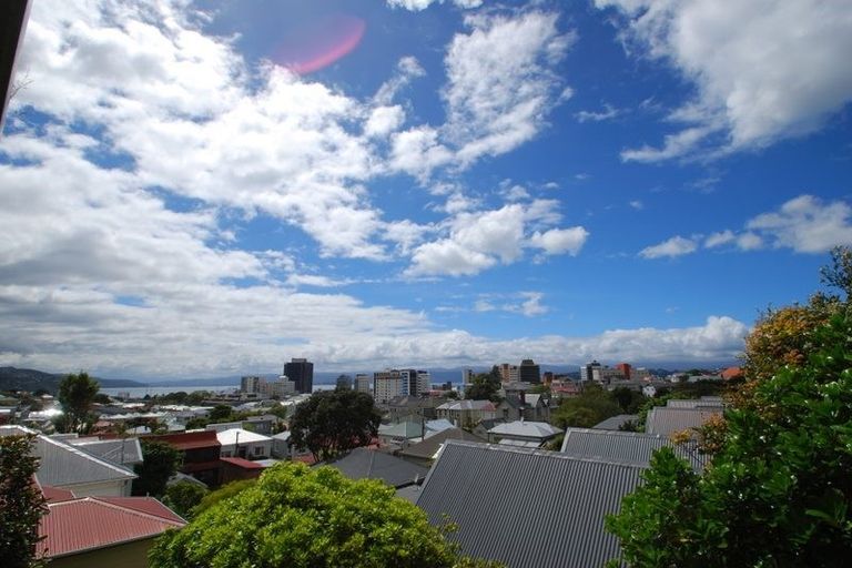 Photo of property in 6/219 Grant Road, Thorndon, Wellington, 6011