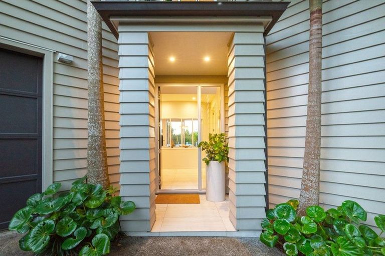 Photo of property in 1/56 Castor Bay Road, Castor Bay, Auckland, 0620