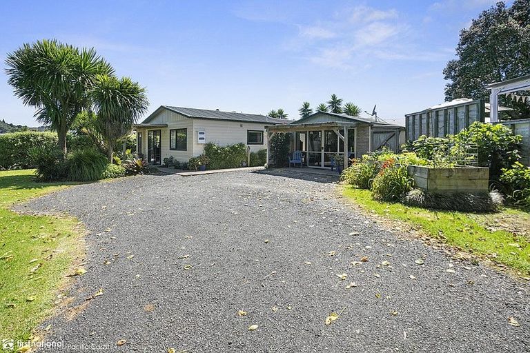 Photo of property in 17 Palm Grove, Waihi Beach, 3611