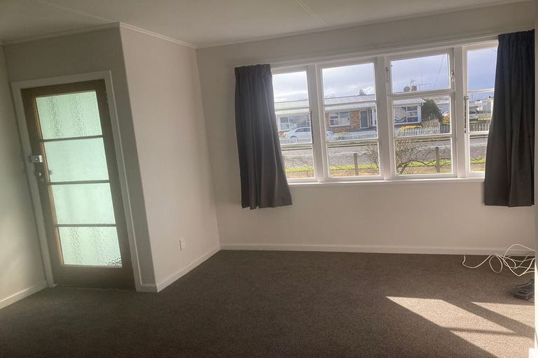 Photo of property in 7 Hayward Road, Ngatea, 3503