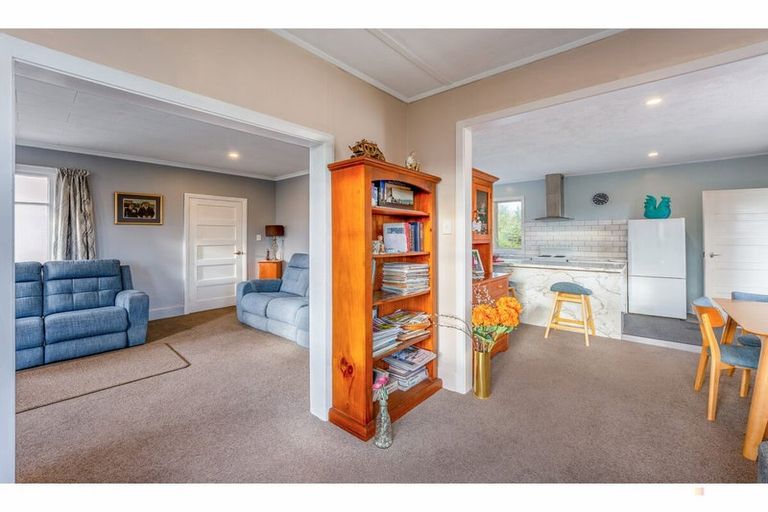 Photo of property in 26 Rhodes Street, Waimate, 7924