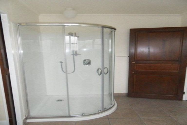 Photo of property in 195 Knights Road, Hutt Central, Lower Hutt, 5011