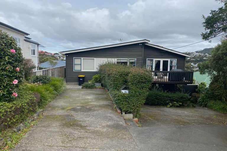 Photo of property in 31 Kaihuia Street, Northland, Wellington, 6012
