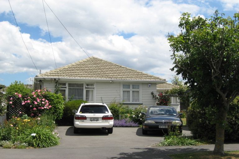 Photo of property in 1/27 Sledmere Street, Burnside, Christchurch, 8053