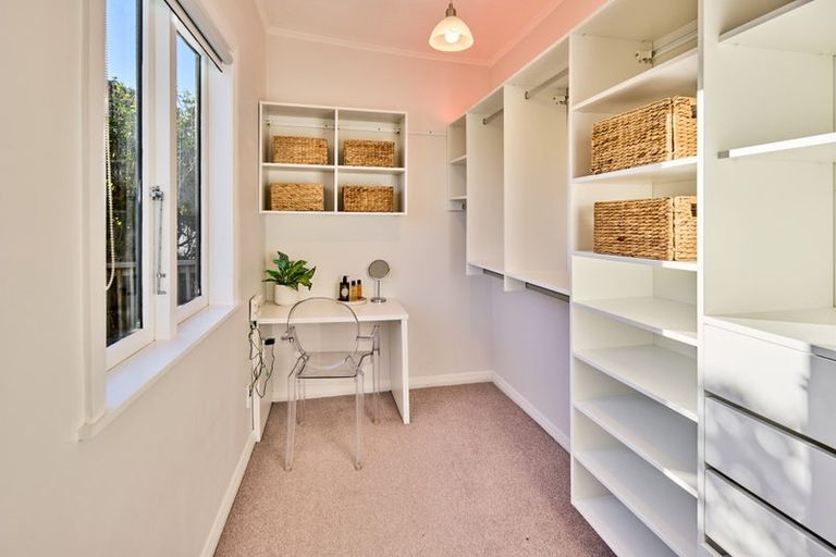 Photo of property in 48 Cluny Road, Plimmerton, Porirua, 5026