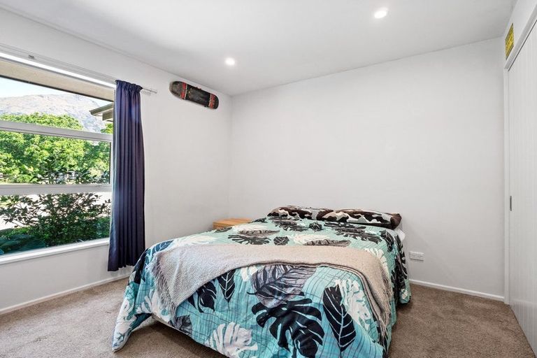 Photo of property in 8 Crawford Place, Lake Hayes, Queenstown, 9304