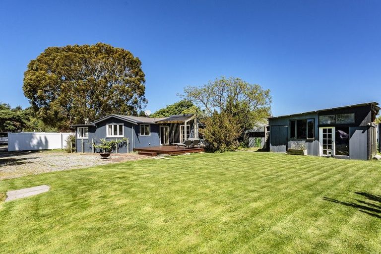 Photo of property in 16 Penfold Square, Leithfield, 7481