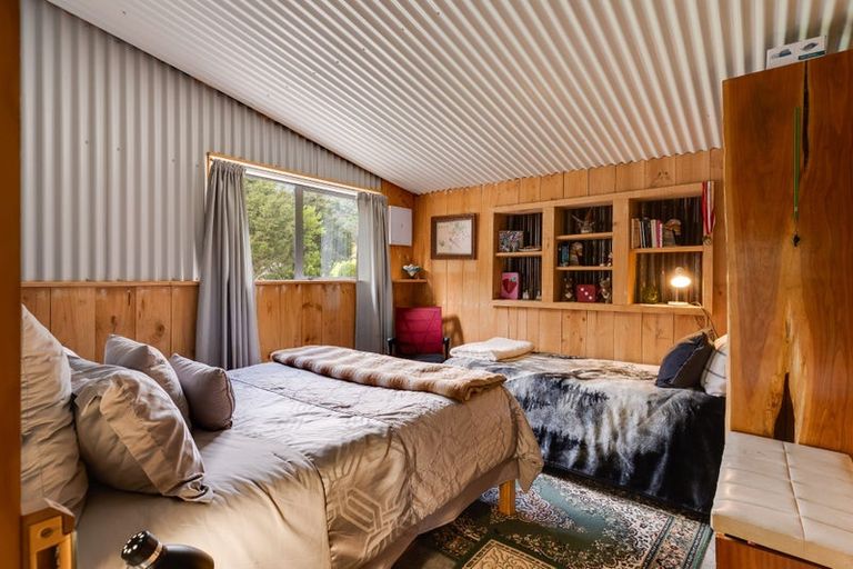 Photo of property in 102 Boons Valley Road, Waikawa, Picton, 7220