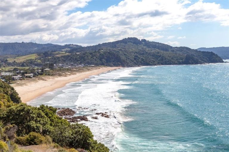 Photo of property in 22 Oceana Heights, Tairua, 3508