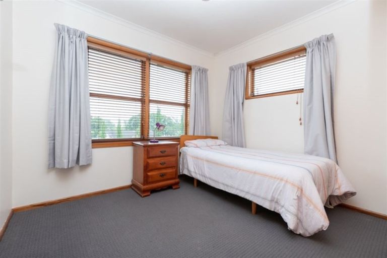 Photo of property in 1 Gibson Road, Dinsdale, Hamilton, 3204