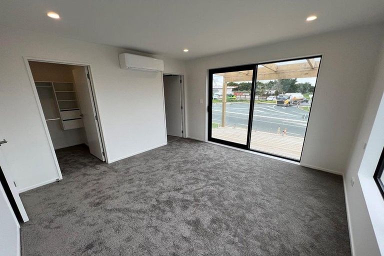 Photo of property in 1a Matakohe Road, Westgate, Auckland, 0814