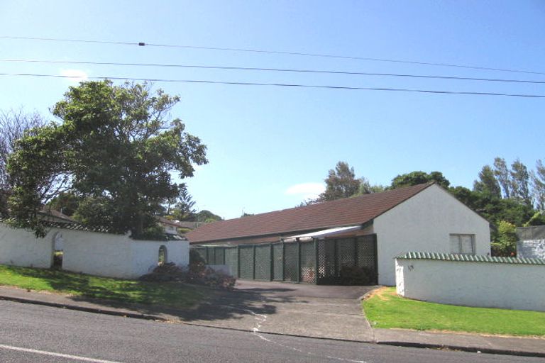 Photo of property in 1/29 James Street, Glenfield, Auckland, 0629