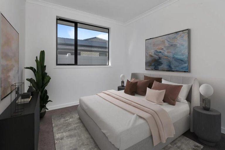 Photo of property in 8 Taurangawaka Road, One Tree Point, 0118