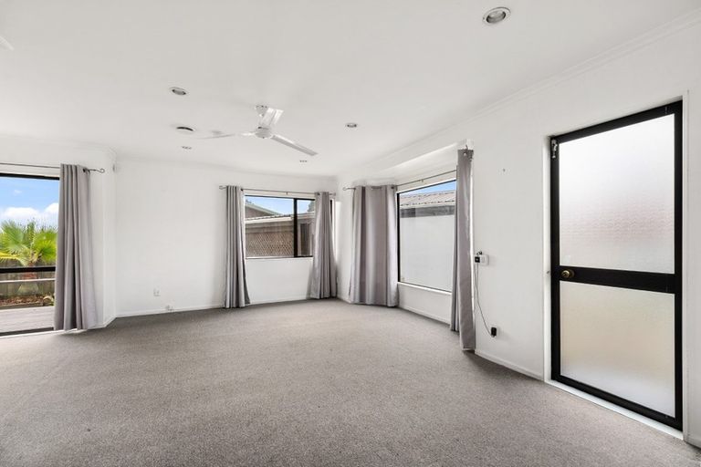 Photo of property in 45b Aquarius Drive, Kawaha Point, Rotorua, 3010