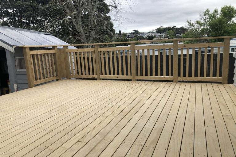 Photo of property in 106 Archers Road, Glenfield, Auckland, 0629