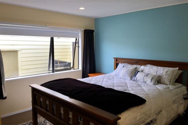 Photo of property in 97 Queens Road, Waikanae Beach, Waikanae, 5036