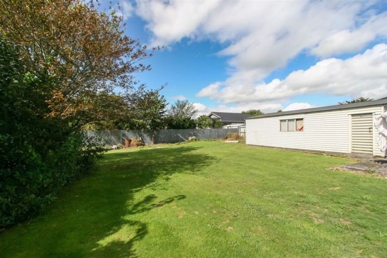 Photo of property in 19 Miro Street, Inglewood, 4330