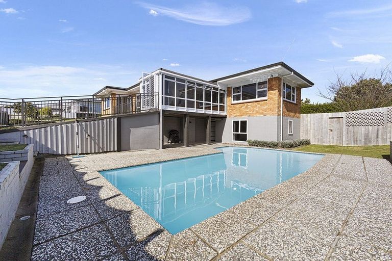 Photo of property in 2 Mckenna Place, Te Awamutu, 3800