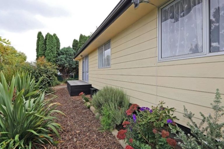 Photo of property in 40 Ramsey Crescent, Flaxmere, Hastings, 4120