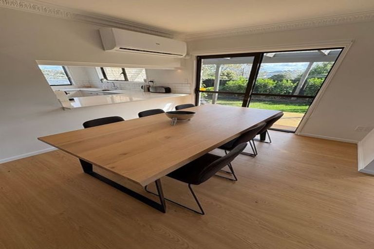 Photo of property in 2/39 Stanley Avenue, Milford, Auckland, 0620