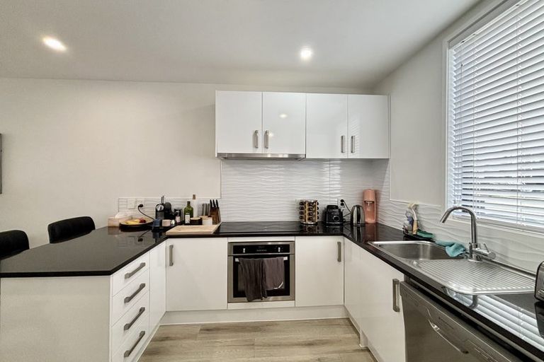 Photo of property in 6 Dignity Street, Papakura, 2110