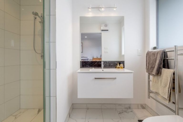 Photo of property in 10 Vista Close, Omokoroa, 3114