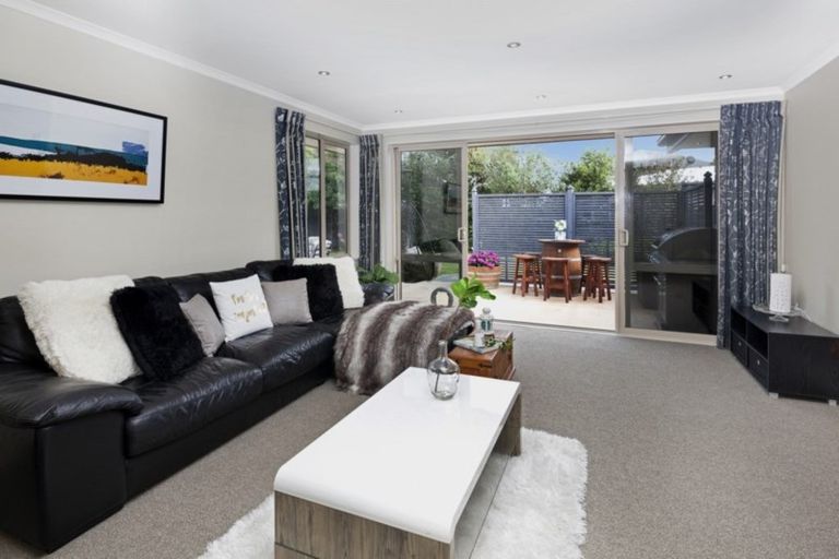 Photo of property in 54 Westpark Drive, Burnside, Christchurch, 8053