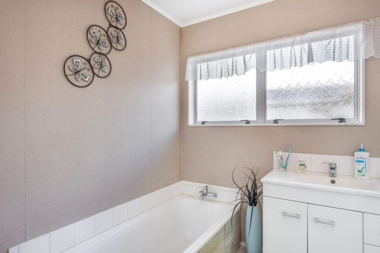 Photo of property in 11 Gummer Place, Morrinsville, 3300