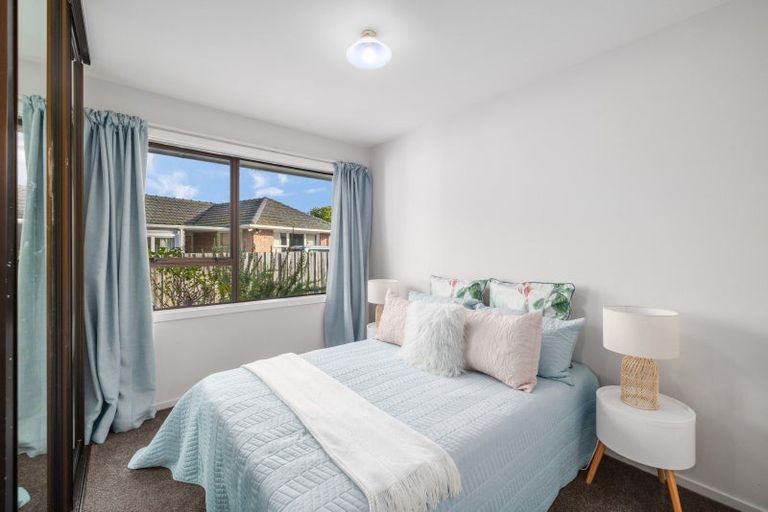 Photo of property in 218 Beach Road, North New Brighton, Christchurch, 8083
