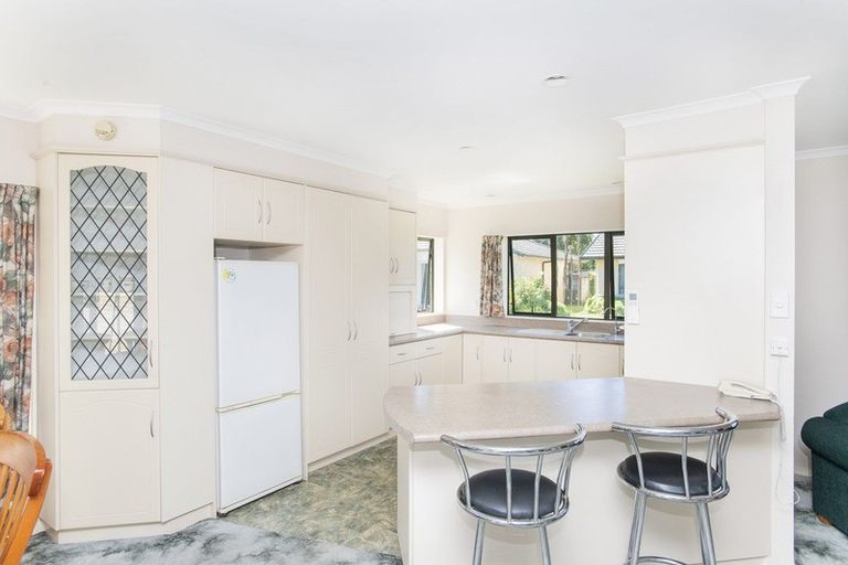 Photo of property in 1 Coulston Place, Riverdale, Gisborne, 4010