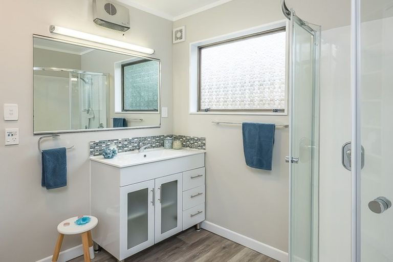 Photo of property in 153 Rosetta Road, Raumati South, Paraparaumu, 5032