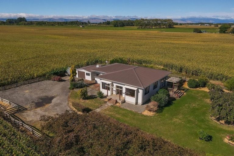 Photo of property in 421 Green Road, Rongotea, Palmerston North, 4476