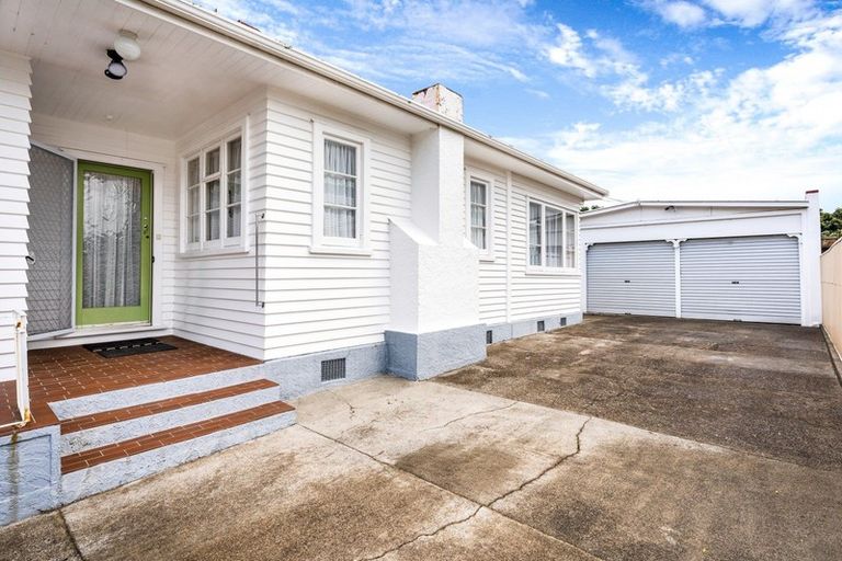 Photo of property in 4 Charleston Avenue, Boulcott, Lower Hutt, 5011