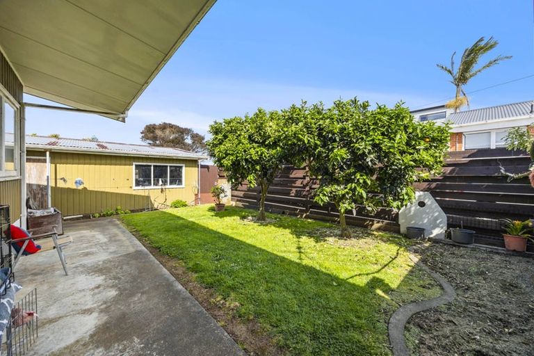 Photo of property in 189 Bucklands Beach Road, Bucklands Beach, Auckland, 2012