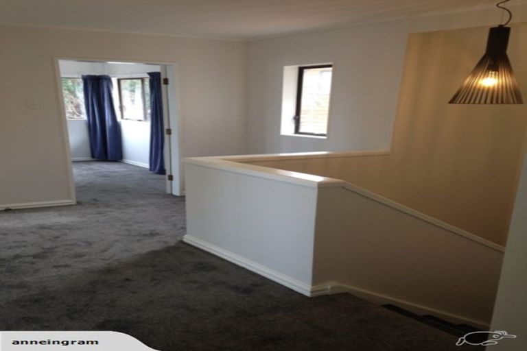 Photo of property in 112 Weka Street, Miramar, Wellington, 6022