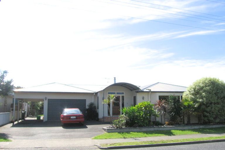 Photo of property in 37 Orkney Road, Mount Maunganui, 3116