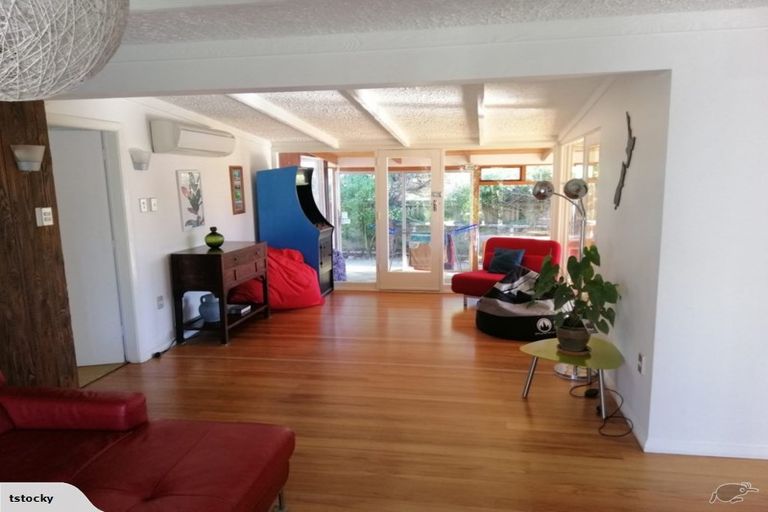 Photo of property in 454 Marine Parade, South New Brighton, Christchurch, 8062