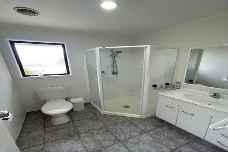 Photo of property in 26 Mackwell Road, Fairview Heights, Auckland, 0632