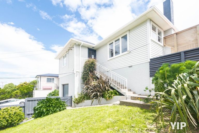 Photo of property in 73 Ohariu Road, Johnsonville, Wellington, 6037