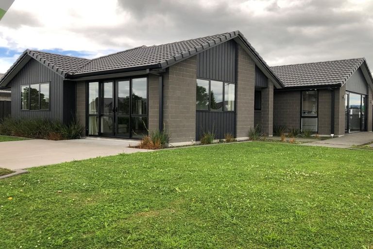 Photo of property in 17 Te Ranga Memorial Drive, Pyes Pa, Tauranga, 3112