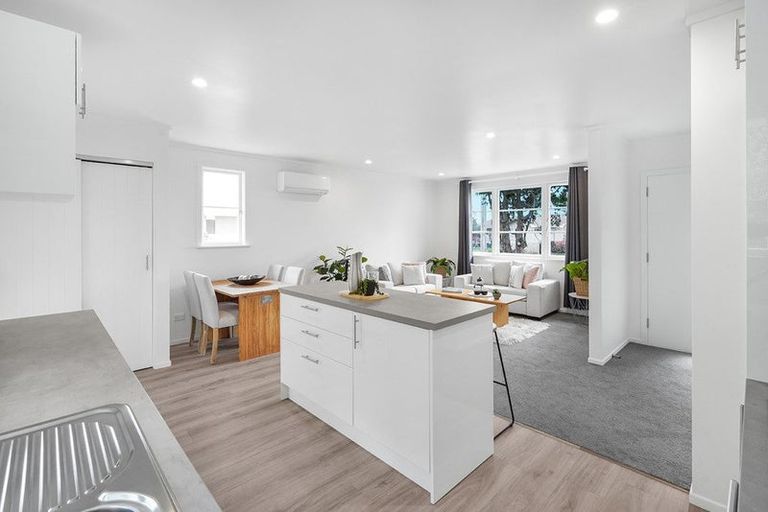 Photo of property in 24 Glenview Terrace, Glenview, Hamilton, 3206